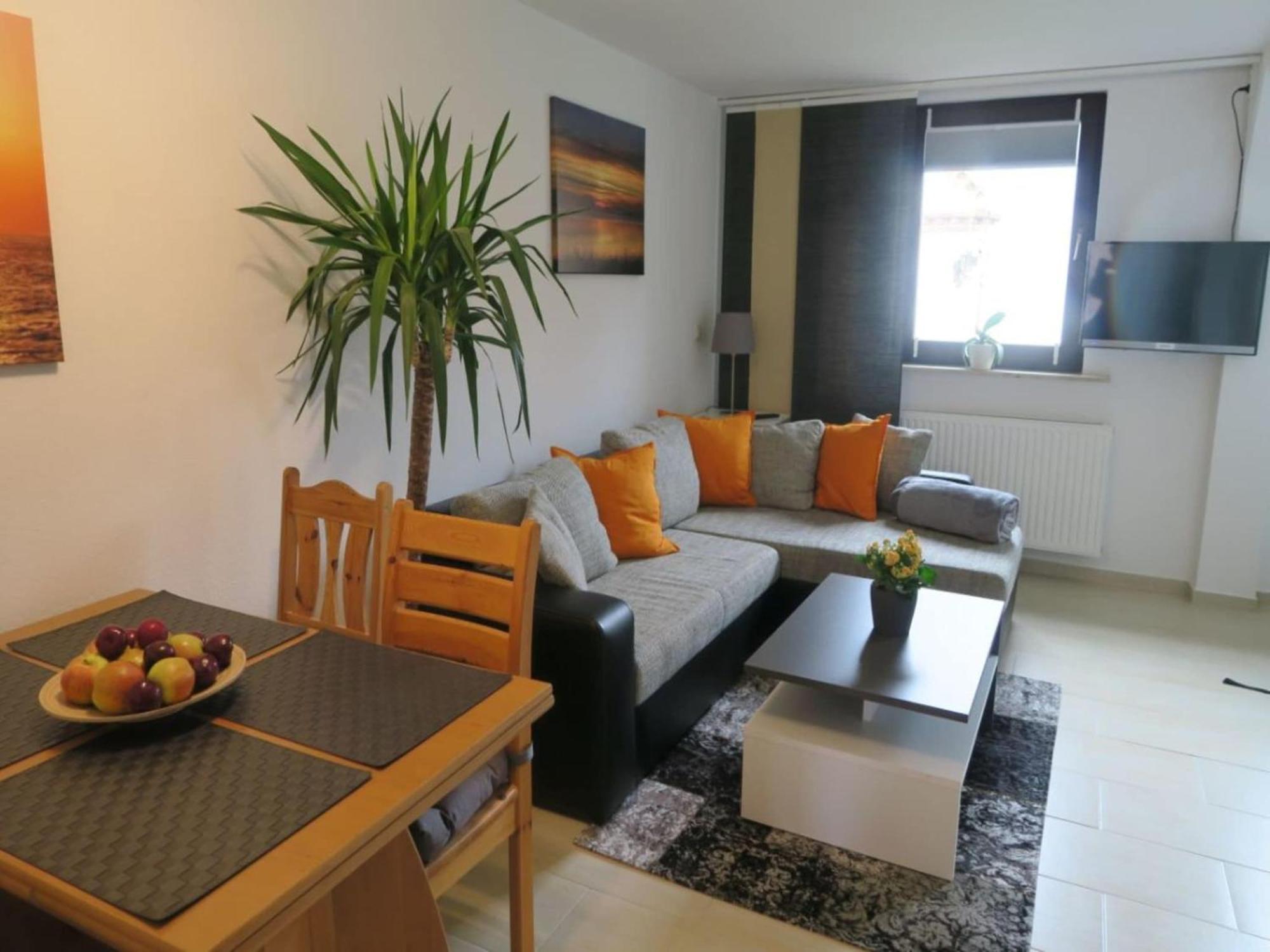 Beautiful Apartment In Robertsdorf With Garden Blowatz Екстер'єр фото
